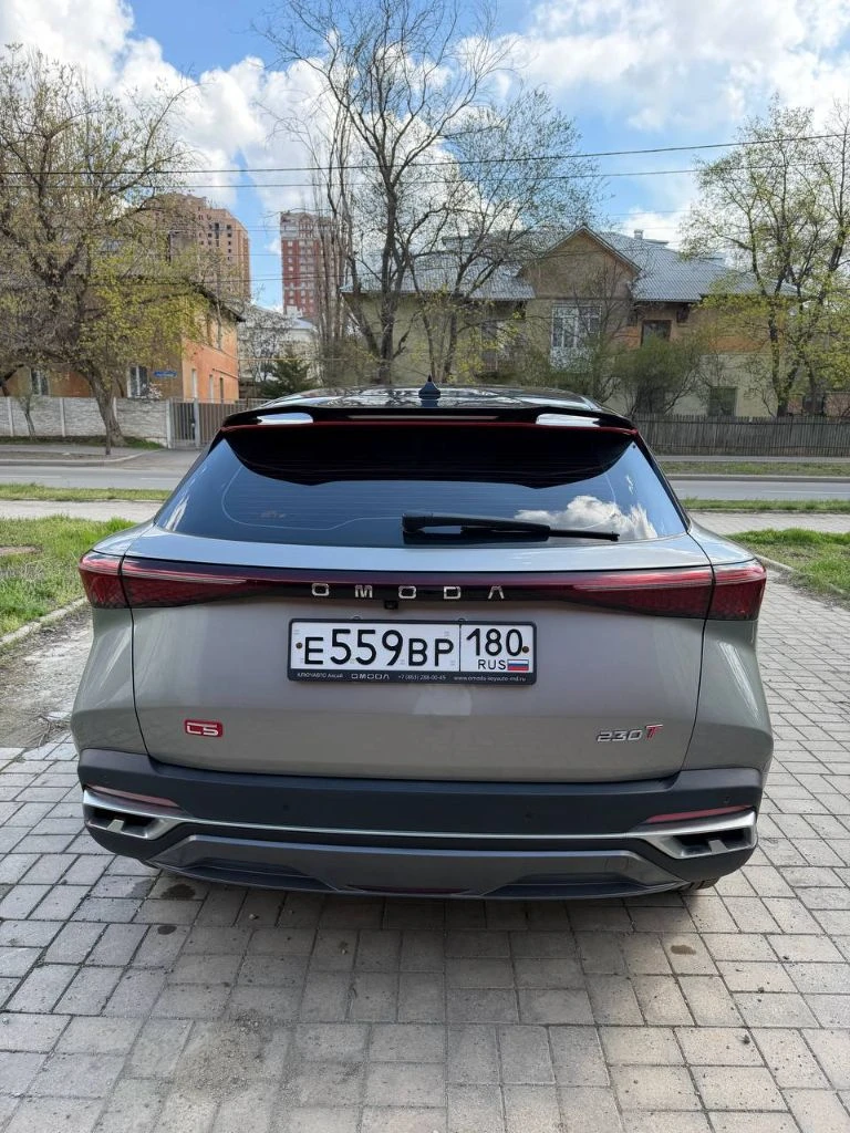 Срочно продам omoda c5. 2024 г. (ещё год на гарантии). Пробег 13000 км. 1.5литра. Передний привод. Вариатор. Максимальная комплектация ultimate+чёрная крыша. Состояние новой машины. Один хозяин. 2.5млн. Рублей. Донецк. +79493619770 - фотография - 9