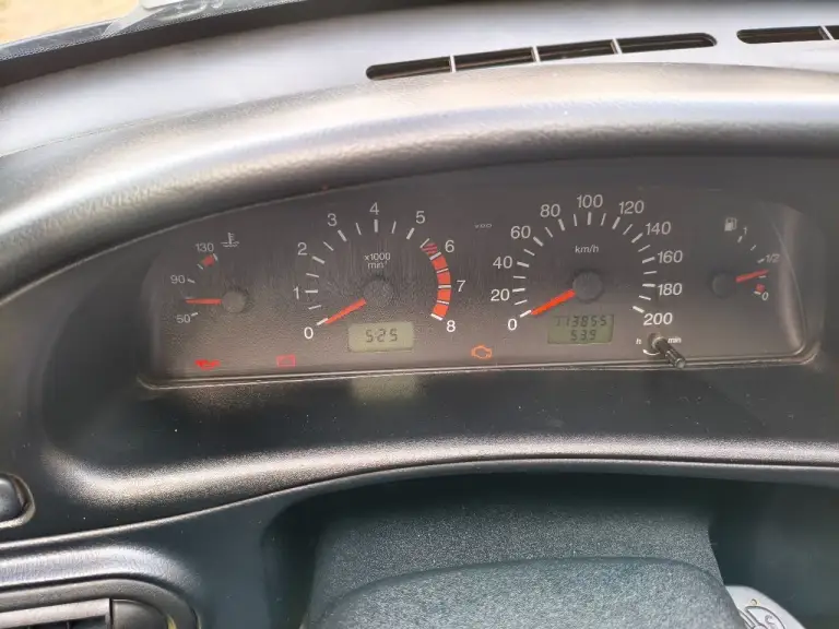 Продаю отличную ухоженную шевроле нива 2010 г/в
С родным пробегом 113000 км

Комплектация с кондиционером

Достойное состояние всего автомобиля

Кузов без дтп

Салон чистинький ухоженны
Гидроусилитель
Передние стеклоподьемники
Электро зеркала
Подогрев зеркал
Подогрев сидений
Отличная музыка
Бортовой компьютер
Два ключа два брелка
В туманках установлен ксенон
Релинги
Литые диски на 16

Двигатель коробка подвеска в идеальном состоянии
Авто полностью обслужен и ухожен вложений не требует
Все вопросы по телефону

Цена: 590000 рублей торг.

Тел. +7-949-626-72-89 : ++7-949-383-94-58 - фотография - 5