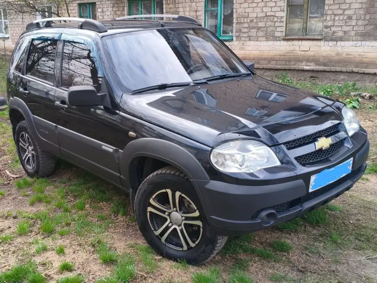 Продаю отличную ухоженную шевроле нива 2010 г/в
С родным пробегом 113000 км

Комплектация с кондиционером

Достойное состояние всего автомобиля

Кузов без дтп

Салон чистинький ухоженны
Гидроусилитель
Передние стеклоподьемники
Электро зеркала
Подогрев зеркал
Подогрев сидений
Отличная музыка
Бортовой компьютер
Два ключа два брелка
В туманках установлен ксенон
Релинги
Литые диски на 16

Двигатель коробка подвеска в идеальном состоянии
Авто полностью обслужен и ухожен вложений не требует
Все вопросы по телефону

Цена: 590000 рублей торг.

Тел. +7-949-626-72-89 : ++7-949-383-94-58 - фотография - 1