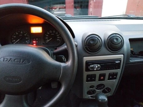 Dacia logan 2006 год в базовой комплектации. Гаражное хранение.
Использовалась только по городу.
Пробег 77000км
Один владелец. Состояние хорошее, все рабочее. Салон чистый, аккуратный, без повреждений. Стоит новый аккумулятор. По договоренности возможно подъехать посмотреть. Дополнительные вопросы по телефону +79495373544
Цена 350 000руб
Торг уместен - фотография - 4