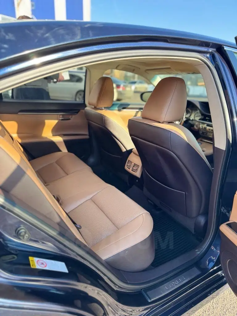 Lexus es 350. Синий 3.5 автомат. Круиз, климат, коньячный кожаный салон в идеале. Авто в шикарном состоянии 5 из 5. +79493091622 игорь. - фотография - 7