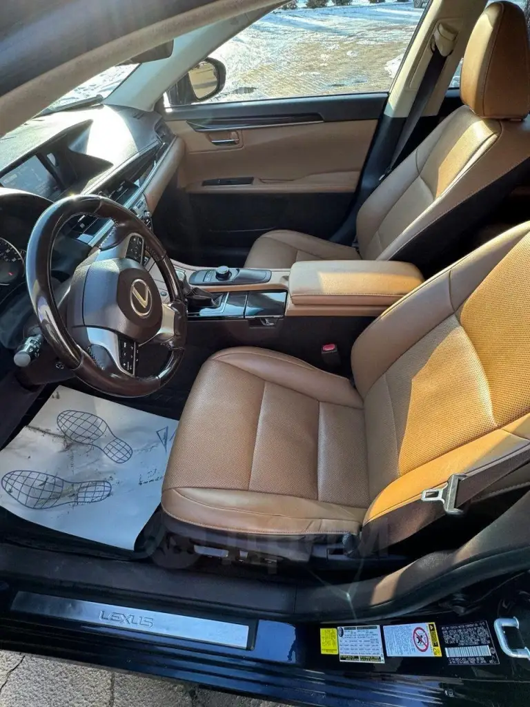 Lexus es 350. Синий 3.5 автомат. Круиз, климат, коньячный кожаный салон в идеале. Авто в шикарном состоянии 5 из 5. +79493091622 игорь. - фотография - 8