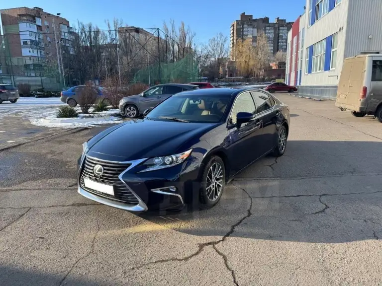 Lexus es 350. Синий 3.5 автомат. Круиз, климат, коньячный кожаный салон в идеале. Авто в шикарном состоянии 5 из 5. +79493091622 игорь. - фотография - 1