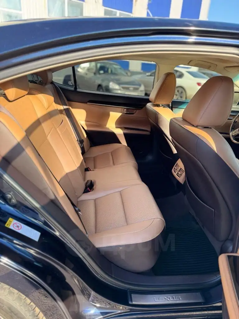 Lexus es 350. Синий 3.5 автомат. Круиз, климат, коньячный кожаный салон в идеале. Авто в шикарном состоянии 5 из 5. +79493091622 игорь. - фотография - 11