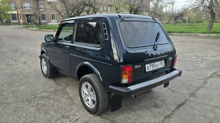 Niva legend 2024, люкс комплектация.
Состоянии нового авто. Пробег 19т.
Вложений не требует.
Установлена процессорная магнитолла.
Цена 925 000 рублей.
Возможен обмен в обе стороны.
Осмотр г. Петровское.
Дополнительная информация по
Телефону
+7 959 238 87 13
+7 959 266 92 40 - фотография - 5
