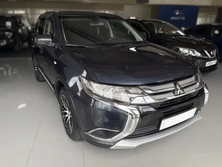 Автомобиль mitsubishi outlander 2018г. Переднеприводный
Двс 2.0 л. , 146 л. С.
Пробег 131000км
Кпп вариатор
В комплектации abs, полный эл. Пакет, эл. Ст. Подъемники, климат контроль однозонный, датчик света, кондиционер, камера заднего обзора, видеорегистратор, диски r18
Авто обслужен, вложений не требует!
Цена 1 950 000 руб.
Авто находится в автосалоне hyundai, г. Макеевка, донецкое шоссе, 140
Консультации по тел. +7 949 518-24-98 - фотография - 3