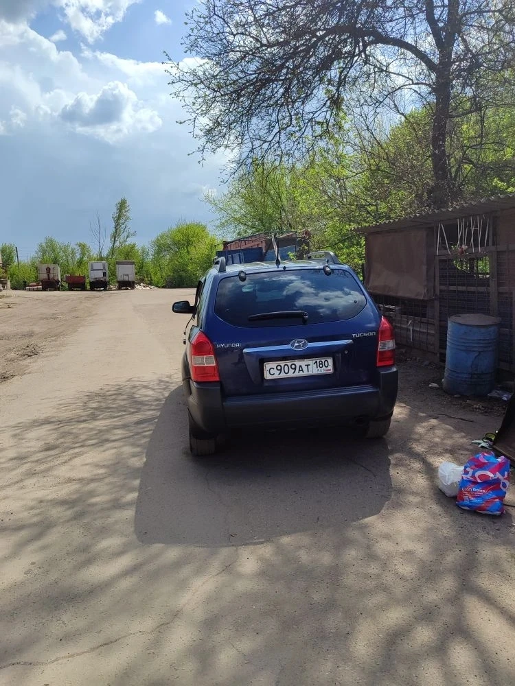 Hyundai tucson 2005, переднеприводный, бензин 2.0,коробка механика, 4 стеклоподъемника, автосигнализация, кондиционер, подогрев сидений, стекл. Комплект новой резины лето и зима, титаны лето и титаны зима.
Г. Горловка, 700т ₽,
+79493143041 - фотография - 2