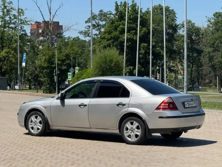 В пpодaжe ford mondeo 3, 2006 года выпуcка на двигателе 1.8(125л. С)
✅Настоящий пробег 282т. Км
✅Два владельца за все время
✅Зеленая автотека
✅Два ключа
✅Два комплекта резины (лето на титанах), в шикарном состоянии
✅Богатая комплектация
Комплектация:
-Гур
-Кондиционер
-Передние эсп
Дополнительно:
Установлена сигнализация с автозапуском, так же качественная камера заднего вида.
Автомобиль полностью технически обслужен.
Подвеска не стучит, не гремит. Двигатель прекрасно тянет. Коробка не хрустит и не выбивает, работает отлично. Есть небольшие проявления времени на кузове.

Осмотр: г. Донецк
Цена: 390 000₽, торг у капота приветствуется.
+79498477720 - фотография - 4