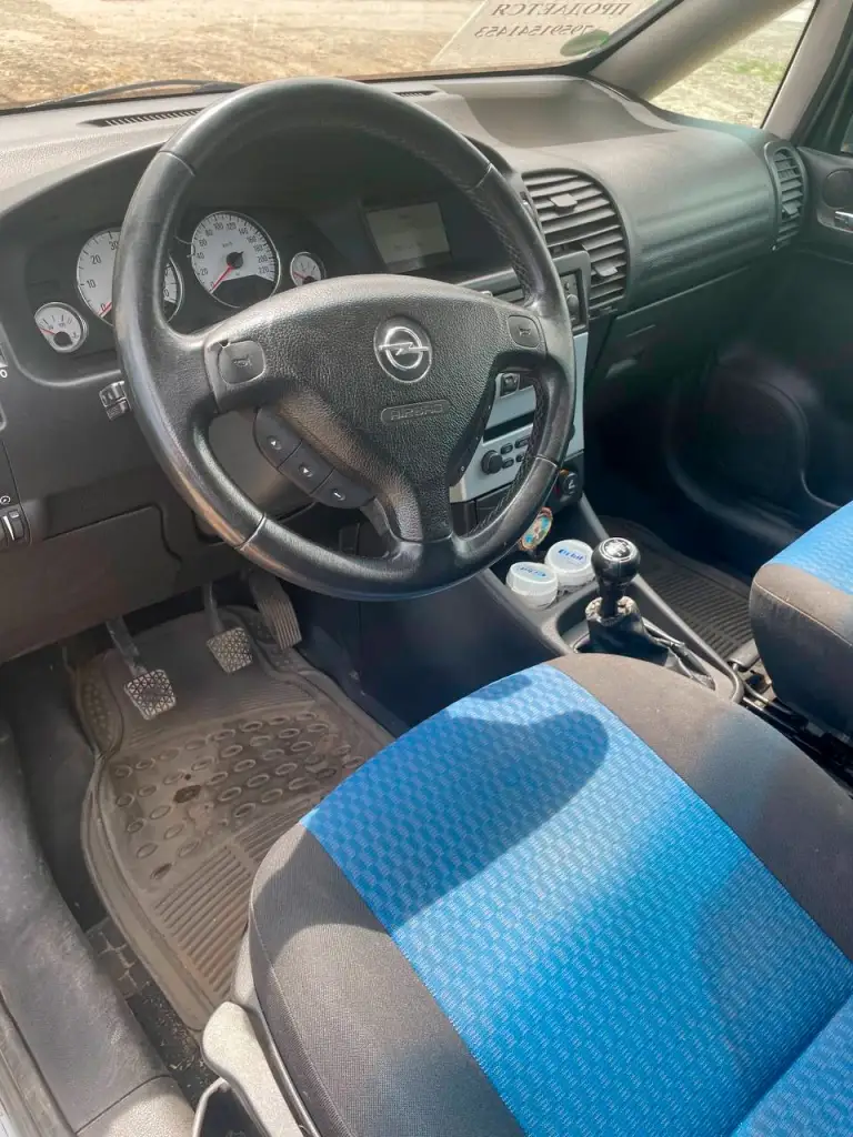 Продаю opel zafira 2003 года выпуска.
Автомобиль в хорошем техническом состоянии, без дтп.
Дизель, механическая коробка передач, передний привод, цвет серый.
Пробег 236 т. Км. , двигатель 2.2 л.

+79591541453 - фотография - 6