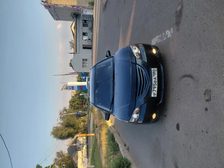 Продам мазда 3 бк 1,6 механика 2004 г пробег 280000 состояние хорошее, сел поехал, вложений не требует, за машиной следил, делал все своевременно. ...2 месяца назад поменял цепь, все прокладки, колодки, все масла, фильтра, кондиционер есть, но не работает( дует теплый воздух) что то с компрессором, за машину не стыдно. ..по кузову есть не большие рыжики, машине как никак уже 22 года, дно целое без дыр, я хозяин. ... Новая резина, хорошая музыка цена 350 тыс. .. Не большой торг на бензин. ... Перекупам не беспокоить ( за250-300) не отдам. ... Номер для связи +79490691501 ( можно писать в max) - фотография - 3