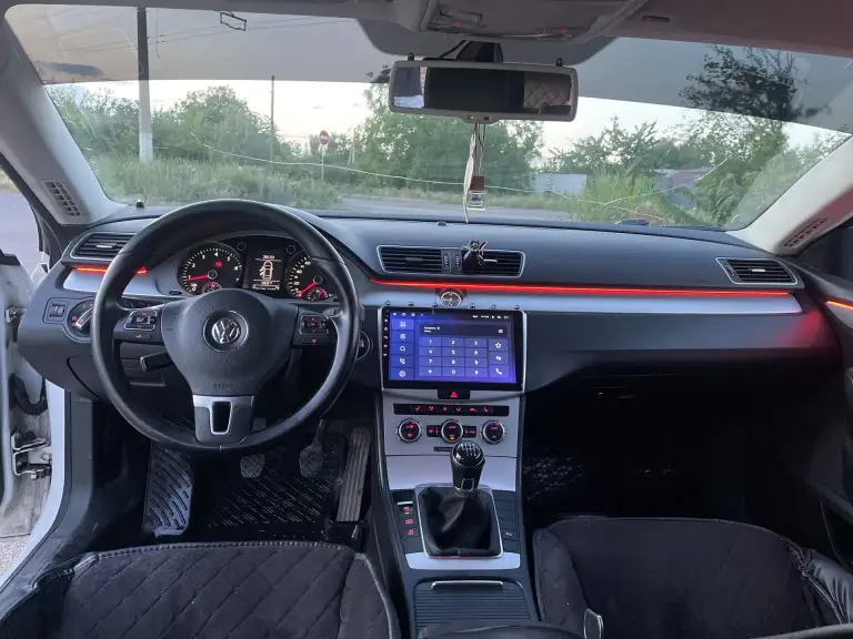 Passat cc 2012 рестайлинг, 1.8 tsi, мкпп
Состояние хорошее, вложений не требует. 50000 км назад — капитальный ремонт двигателя.
Сделано: цепи, помпа, термостат, квкг, датчики, свечи/катушки, тнвд, топливная станция; полностью перебрана ходовка, новые тормозные диски и суппорта, рейка обслужена, новое сцепление и маховик.
В салоне: магнитола teyes + контурная подсветка.
По кузову: есть мелкие жизненные моменты по лкп — не критично, без гнили.
Пробег: 270.000км.
Цена: 1.080🍋
Осмотр в удобное время, возможен торг.
+79494527428 - фотография - 6