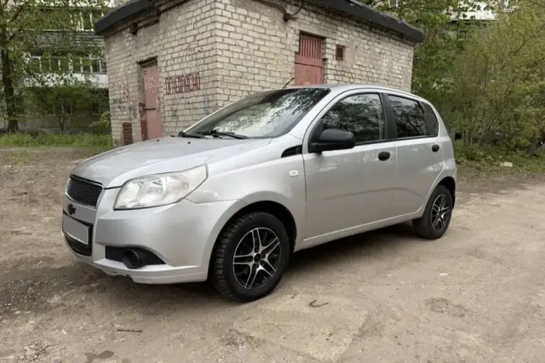 🚗 Продам срочно chevrolet aveo 1.2 16 клапанный mt 2011 года

Сел и поехал! Отличный живой автомобиль! С такой обстановкой с бензином, это находка, смешанный расход 5,5 литров на 100км!

✅ Не битый, не гнилой — зелёная автотека
✅ Полностью обслужен, мотор и коробка в идеальном состоянии
✅ Ходовая как новая
✅ Кондиционер, abs, подушки, гур, музыка, 2 эл. Стекла
✅ Пробег 204 000 км — честный
✅ Серебристый металлик, 180 регион, кристально чистый

Цена: 430 000 ₽ (торг у машины)

📍 Донецк
📞 +7 949 340-38-32 (Звоните в любое время) - фотография - 4