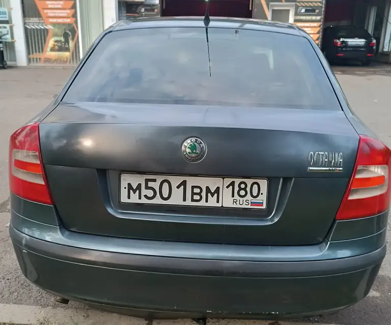 Продам skoda oktavia a5, 2006 г. , двигатель 1.6. Пробег 279 тыс. На ходу, состояние хорошее. Лонжероны, стаканы целые, двигатель и коробка работают хорошо. По электрике всё работает. Комплектация: гидроусилитель руля, кондиционер, 4 стеклоподъёмника, климат контроль, круиз контроль, сигнализация (центральный замок), подогрев сидений. Чистый белый кожаный салон. Продажа за наличные. Обмен не интересует. Машина находится в петровском районе донецка. Зимняя резина в подарок.
Цена: 600000 + торг
Тел. : +79493672915 эдуард - фотография - 4