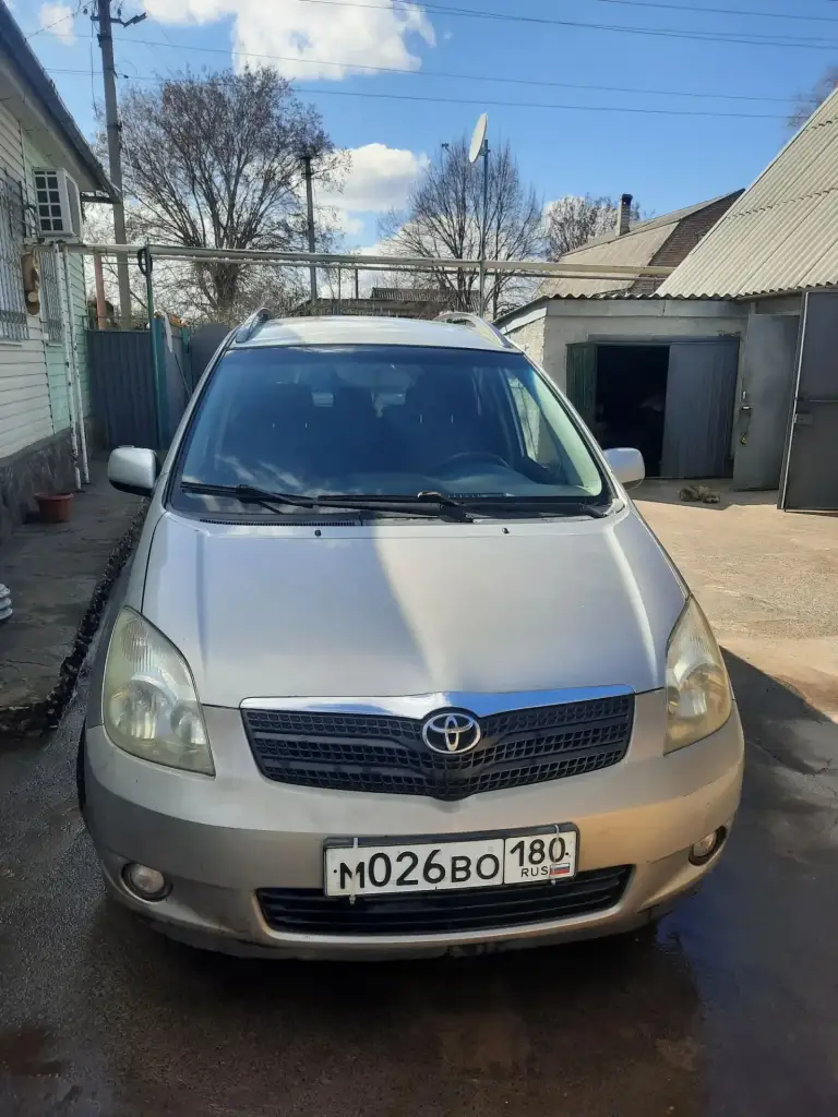 Toyota corolla verso 2002 г. В. 2,0 турбо дизель. Пробег 230000 км. Машина от собственника, ухоженная, гаражное хранение. Кондиционер работает. Двигатель, ходовка и салон в отличном состоянии, кузов в родной краске, есть моменты на порогах. Цена 455000 р. Торг. Звоните в мах или телегу +79490432845 мобильная связь очень плохая. - фотография - 1