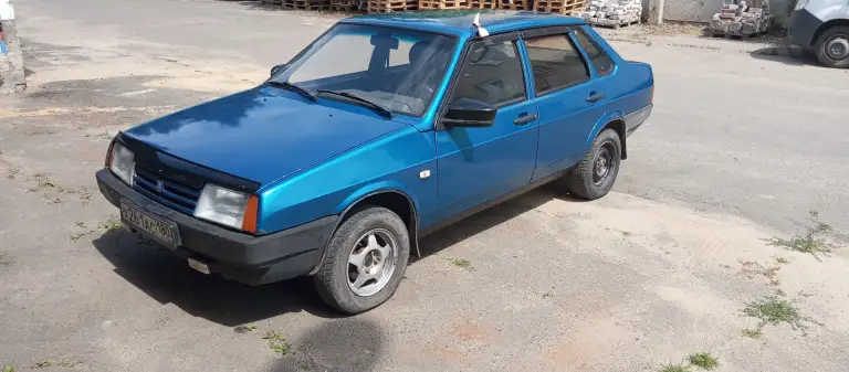 Ваз 21099 1999гв, бензин/газ. Капиталился двигатель, из ходовки : замена всех стоек, передних задних тормозов, шаровых, рулевых наконечников; по кузову варились передние корыта, автомобиль на твердом ходу. Цена 150000т. Торг укапота.
Тел. +79494139512 сергей. - фотография - 1