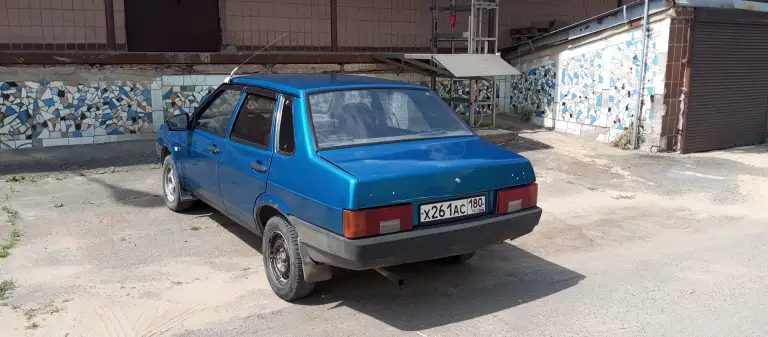 Ваз 21099 1999гв, бензин/газ. Капиталился двигатель, из ходовки : замена всех стоек, передних задних тормозов, шаровых, рулевых наконечников; по кузову варились передние корыта, автомобиль на твердом ходу. Цена 150000т. Торг укапота.
Тел. +79494139512 сергей. - фотография - 5