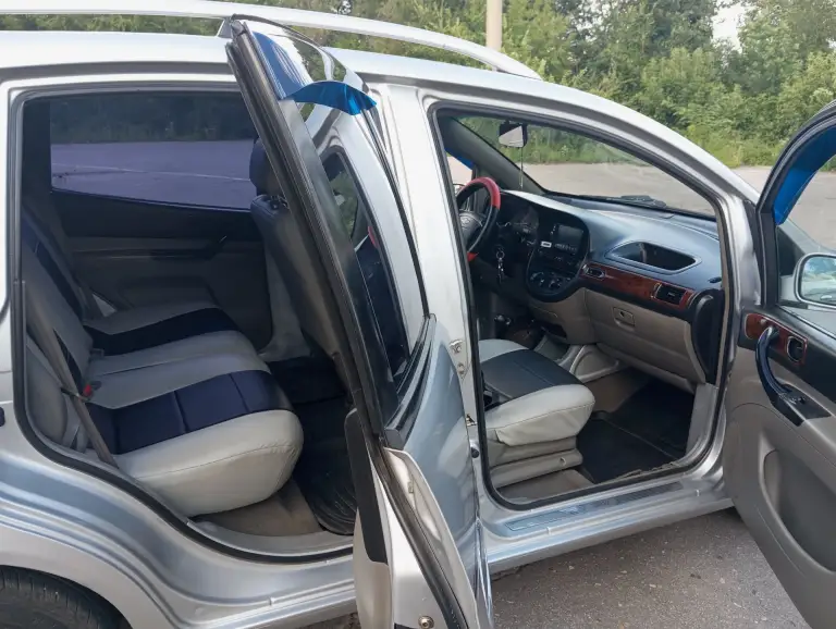 Продам chevrolet tacuma 2005г. 2.0 газ-бензин, акпп-автомат, пробег: 195т. Авто местное, не пригон. В хорошем состоянии на свои года! Обслужена, грм, помпа, ремни, масло. Двигатель, акпп все в норме. Abs, airbag, гур, эл/стекла, зеркала, кондиционер, ц/замок, магнитола. Документы в порядке. Цена: 360.000р. Енакиево. +79493652755. - фотография - 7
