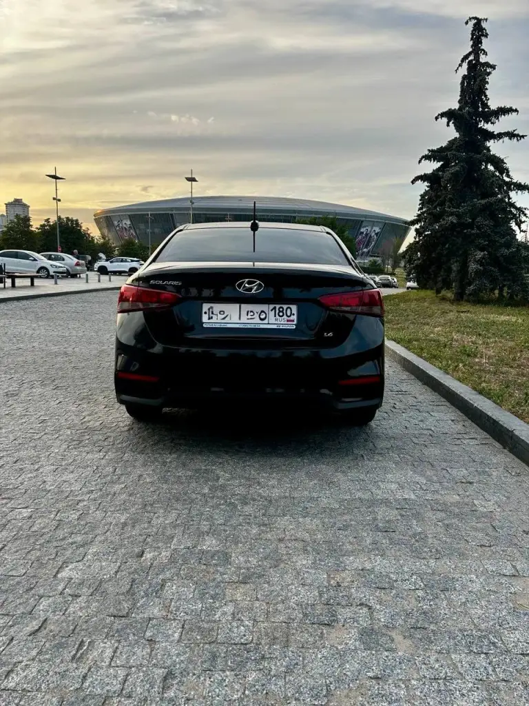 Hyundai solaris ii
Год выпуска: 2018
Пробег: 203 000 км
Коробка передач: механическая
Объём двигателя: 1,6 л
Вид топлива: бензин
Состояние машины: отличное
Количество владельцев: 2
Мощность: 123 л. С.
Автомобиль в идеальном состоянии — не требует ни копейки вложений.
Двигатель работает безупречно. Коробка передач переключается плавно и без малейших усилий, подвеска в отличном состоянии.
Салон ухожен: чист, ни единого скрипа, ни малейшего постороннего запаха. Всё электрооборудование функционирует безукоризненно.
Птс — оригинал. Никаких аварий в прошлом. Автотека открыта, как книга, без тёмных страниц.
Комплектация: кондиционер для летней свежести, подогрев сидений для зимнего уюта, подогрев зеркал, парктроник — и, конечно, круиз-контроль с мультирулём для полного комфорта в каждой поездке.
1 450 000 ₽
+79494375404 Дмитрий
Торг уместен! - фотография - 3