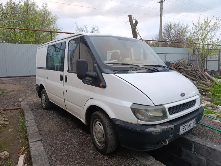 Продам свой ford transit 2006 г. В. 2.2 турбодизель, в хорошем состоянии. Цена 435000
Р. Торг уместен. Грузов не возила, использовалась для семейных поездок. Мест 5+1 и фактически и по документам. Звоните в мах и телеграмм +79490432845 осмотр г. Светлодарск. - фотография - 3