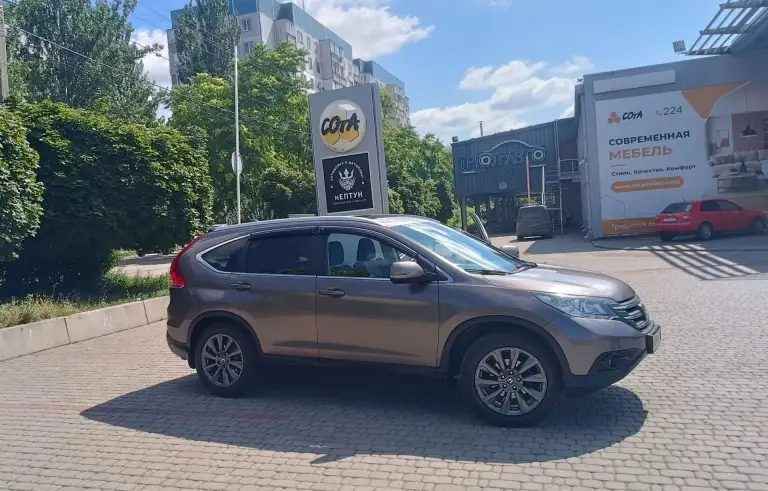 ✅Авто: honda cr-v iv
✅Год: 2014г
✅Пробег: 241838 км
✅Объем: 2.4
✅Цена 1 750 000р
✅Контакт: тел. +7(949)375-07-91
+7(949)371-56-88
По птс 2 владельца.
Комплектация executive
Салон кожаный.
Машина любима и максимально ухожена, обслужена, вовремя менялись расходники, оригинальных марок. Крайне бережное отношение к ней на протяжении всей "совместной жизни" в семье.
На полном уверенном ходу.
С ней вам гарантировано комфортное, безопасное передвижение только в удовольствие.
В придачу комплект зимней резины на родных титановых дисках.
Адекватный минимальный торг у капота.
Доп видео, фото, документы в л/с - фотография - 3