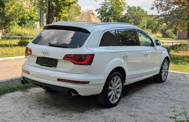 📢 Продам audi q7ресталинг на полной комплектации в идеале можно обмен (цена1м350тр торг) (можно и в кредит 💥💥💥💥💥💥💥) 7мест)
🔹Год 2012
🔹Двигатель 3.0
🔹Коробка: автомат 8ступ
🔹Учёт рф любое оформление
Цена 1м.350тр торг звоните
Также можно обмен предлагайте
🔹Авто в хорошем состоянии не бита не крашена 100% ходовка супер двигатель и кпп работают отлично, кузов в идеальном состоянии, музыка, камера заднего вида, без ключевой доступ климат подогрев сидений панорама 7мест дачик света и дождя и много другого сигнализация, эл стеклоподъёмники и т. Д 🔹телефон :(+79490030134)(телеграм+79490030134)(мах+79490030134) - фотография - 6
