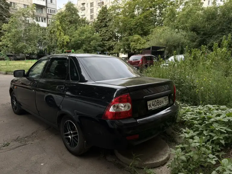 Продам приору 2011 г. В. В нормальном состоянии. Кондиционер, электроусилитель руля, авс. Цена 350000руб. Тел.9494546983, 9498063372. Александр. Макеевка. - фотография - 2
