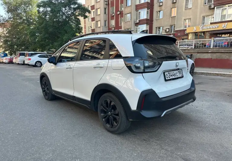 Honda life kross 2021.. .дв 1.5 135 л. С бензин от 92.. .пробег 25900 км. . Идеальное сост по всем параметрам. .+ пакет плохие дороги. .. Не бит не крашен. ..расход 7.5 литров. ..пригонял год назад. .полное переоформление. .+79493353529 есть мах - фотография - 4