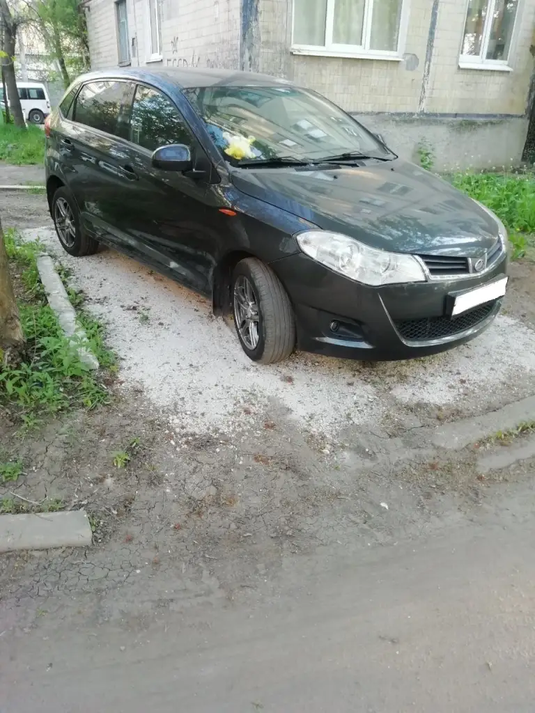 Заз forza (chery very), 2011г, 1 хозяин, 108000 пробег. Достойный авто, своих денег стоит обоснованно. 600000р. +79497253677 - фотография - 3