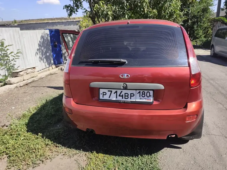 Продам ладу калину универсал - 2008 года выпуска.
Двигатель 1.6, коробка ходовая часть без нареканий. Ходовая без вложений, не гремит, не стучит, дорогу держит уверенно.
Электрика вся исправна. Салон в хорошем состоянии, пластик весь целый, без трещин,
В комплекте: гур, 4-стеклоподъёмника, электрорегулировка зеркал, сигнализация, обогрев заднего стекла, подогрев 2 передних сидений, кондиционер.
В дтп не участвовала. Весь металл родной, ничего не менялось.
Пробег 138085
Цена 380.000
Осмотр г. Кировское
Т. +79493154076 - фотография - 1