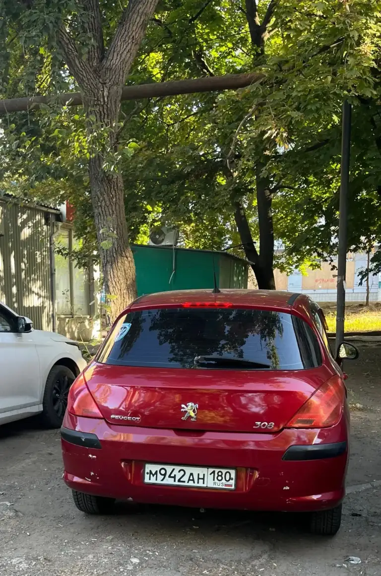 Продам peugeot 308, 2009 год.
1.6, Атм

Машина в хорошем состоянии, по технике без нареканий.

Отличный вариант для первой машины.

Автомобиль каждый день на ходу.
325 000 Т. Р. Возможен торг у капота.
Киевский район, донецк.
+79490959305 - фотография - 5