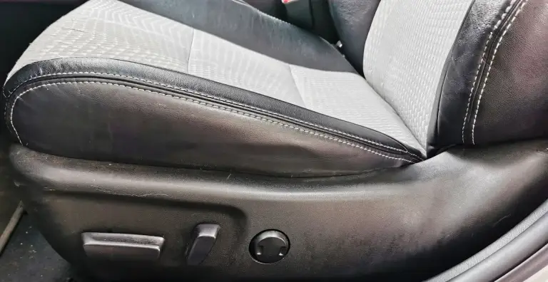 🔥Продам
Camry 50 usa🔥
✅Год выпуска: 2014
✅Объём: 2.5
✅Коробка передач: автоматическая
✅Топливо: бензин
✅Привод: передний
✅Пробег: 191 тыс миль
💸 1 400 000₽
☎+79493068935 (Tg, max, sms, звонки)
🏙 Осмотр днр г. Амвросиевка
⚡Комплектация se:
🔥Круиз-контроль
🔥Электроусилитель руля
🔥Электрорегулировка зеркал
🔥Электростеклоподъёмники
🔥Кондиционер
🔥Подрулевые лепестки
🔥Камера заднего вида
🔥Автосвет
🔥Комбинированный салон (кожа+ткань)
Установлено самостоятельно:
🔥Видеорегистратор 7omai
🔥Головное устройство android teyes
🔥2 Комплекта ковриков
🔥Led ближний и противотуманки
Vin по запросу.
!!! Техосмотр пройден. !!!!!
Присутствует небольшой торг у капота! - фотография - 9
