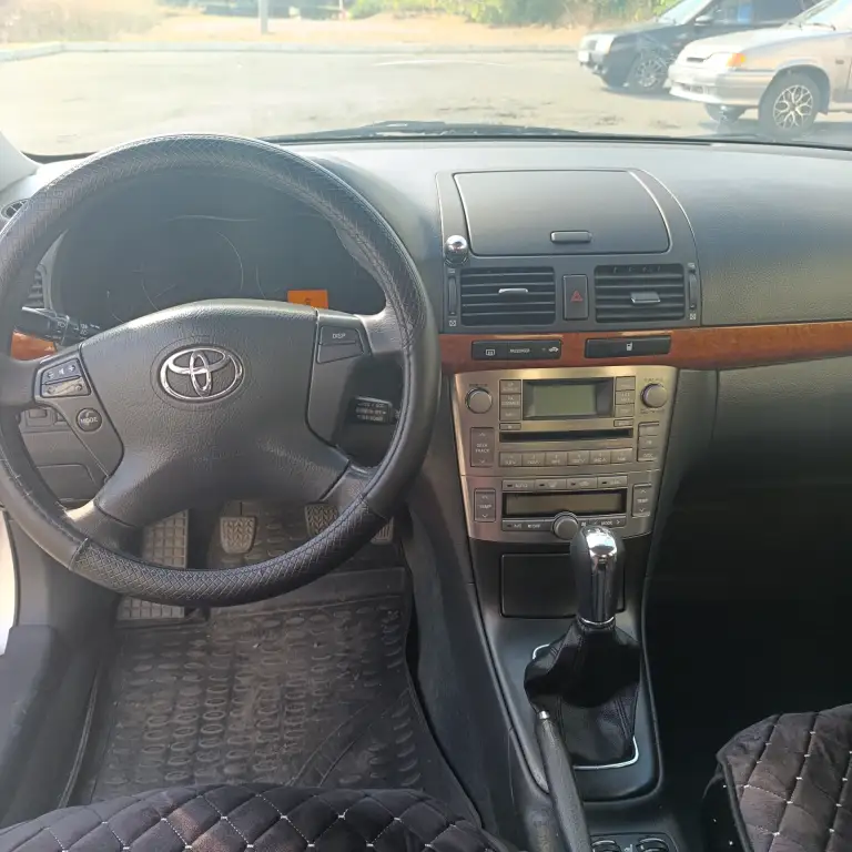 Toyota avensis 2008г. , мотор 2.0 л, мех. Кпп, пробег 340т. , пред максимальная комплектация, авс, антизанос, стабилизация, круиз-контроль, подогрев передних сидений, климат контроль, электро усилитель руля, опрятный чистый салон, кузов на твердую 4, ни каких затрат, сел и поехал. Цена 750000 руб. Разумный торг. Т. +79494783624 - фотография - 3