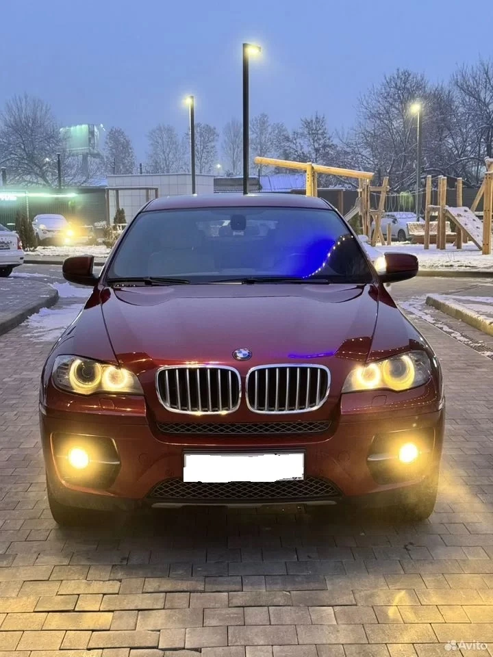 Продам bmw x6 e71.50i 4.4, 2009. Европеец экспортного исполнения люкс!
Кожаный салон, кожаная панель, чёрный потолок "алькантара"
Проекция на лобовое, навигация, музыка премиум, тв, камера заднего вида
Подогрев всех сидений, руля, четырёх зонный климат контроль.
Доводчики дверей. Пневматическая подвеска, двигатель, коробка идеальны,
Едет ровно и бодро. Подвеска перебранная. Ни одной ошибки,
Все кнопки и лампочки работают. Докатка в комплекте.
Машина ухожена и обслужена. Пробег 215 000 км. Цена 1 600 000. - фотография - 10