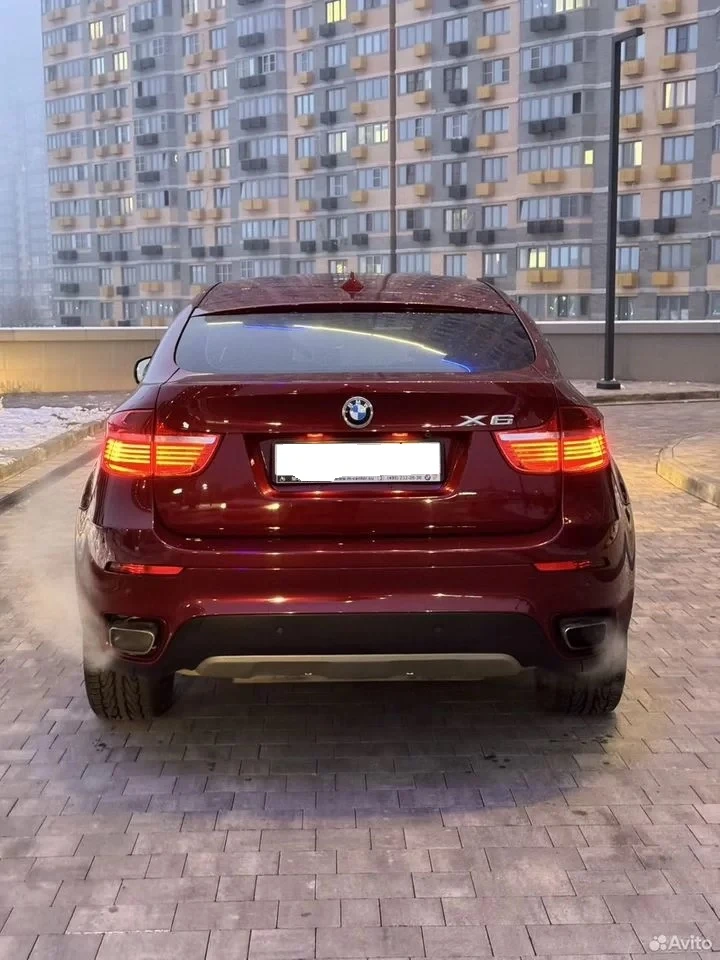Продам bmw x6 e71.50i 4.4, 2009. Европеец экспортного исполнения люкс!
Кожаный салон, кожаная панель, чёрный потолок "алькантара"
Проекция на лобовое, навигация, музыка премиум, тв, камера заднего вида
Подогрев всех сидений, руля, четырёх зонный климат контроль.
Доводчики дверей. Пневматическая подвеска, двигатель, коробка идеальны,
Едет ровно и бодро. Подвеска перебранная. Ни одной ошибки,
Все кнопки и лампочки работают. Докатка в комплекте.
Машина ухожена и обслужена. Пробег 215 000 км. Цена 1 600 000. - фотография - 14