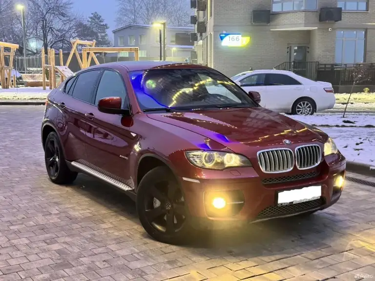 Продам bmw x6 e71.50i 4.4, 2009. Европеец экспортного исполнения люкс!
Кожаный салон, кожаная панель, чёрный потолок "алькантара"
Проекция на лобовое, навигация, музыка премиум, тв, камера заднего вида
Подогрев всех сидений, руля, четырёх зонный климат контроль.
Доводчики дверей. Пневматическая подвеска, двигатель, коробка идеальны,
Едет ровно и бодро. Подвеска перебранная. Ни одной ошибки,
Все кнопки и лампочки работают. Докатка в комплекте.
Машина ухожена и обслужена. Пробег 215 000 км. Цена 1 600 000. - фотография - 1