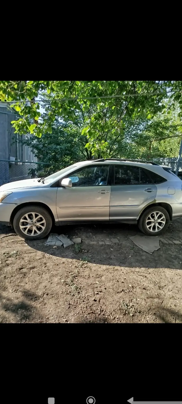 Lexus rx 330 кроссовер 2204 года выпуска. Мощность203квт/276л. С. , коробка автомат, бензин/ газ(метан). Экологический класс 5.пробег 259.вин код 2t2ha31u64c014897.кожанный салон кондиционеро, панорамный люк, подогрев сидений. ..г. Донецк. Переоформление в мрэо. Один собственник. Цена 850000₽. Вопросы по. Тел. +79494972840.собственник. - фотография - 1