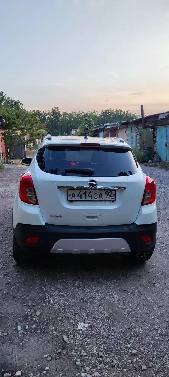 Opel mokka 1.8 mt, 2013, передний привод, механика, пробег 244800. Цена 900 000 торг +79493925924 - фотография - 14