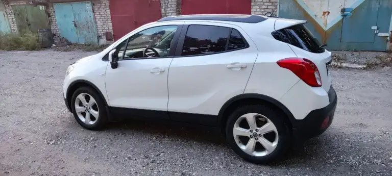 Opel mokka 1.8 mt, 2013, передний привод, механика, пробег 244800. Цена 900 000 торг +79493925924 - фотография - 13