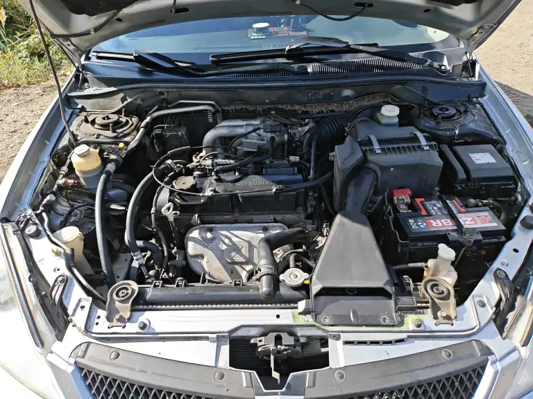 Срочная продажа mitsubishi lancer 9, 2005г. , объем 1.6л, едет бодро.
Цена 400 тыс. Руб. Торг
В хорошем состоянии, на кондиционере. Мотор работает отлично, не троит, не дымит, запускается с пол тычка, масло, фильтра поменяны. Коробка без нареканий, не выбивает, не хрустит втыкается чётко. Ходовка мягенькая.
Дно, пороги, стаканы, низа дверей целые. По электрики все работает, 4 эл. Стеклоподъёмника, регулировка зеркал, подогревы.
Планшет с задней камерой.
Музыка играет хорошо.
Резина хорошая r15, так же есть зима отдельно.
Автомобиль на полном ходу. Салон ухожен. Печка греет. Abs
Центральный замок.
Документы чистые, без штрафов, запретов, ограничений.
Переоформление без проблем, дкп на руках.
Обмен не интересует!
Осмотр: макеевка
По вопросам звоните: +79496306865 - фотография - 14