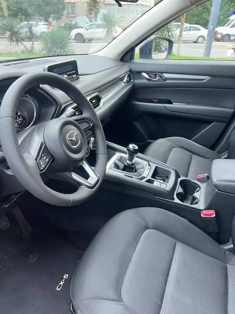 🚘 Mazda cx-5 2022
2.0 Бензин • 150 л. С. • 6-ступенчатая механика • fwd
Пробег: 72 000 км
🇷🇺 Российский сток
✅ Автомобиль ухожен и обслужен, в хорошем состоянии.
📍 Местонахождение: грузия 🇬🇪
🚗 Варианты приобретения:
- 🔑 Возможна доставка автомобиля под ключ.
- 🤝 Также можно самостоятельно приехать в грузию, осмотреть автомобиль и забрать его.
💰 Цена: $17 800
📲 По всем вопросам связываться:
🟢 Whatsapp: +995550059915
🔵 Telegram: @wu_sales - фотография - 3