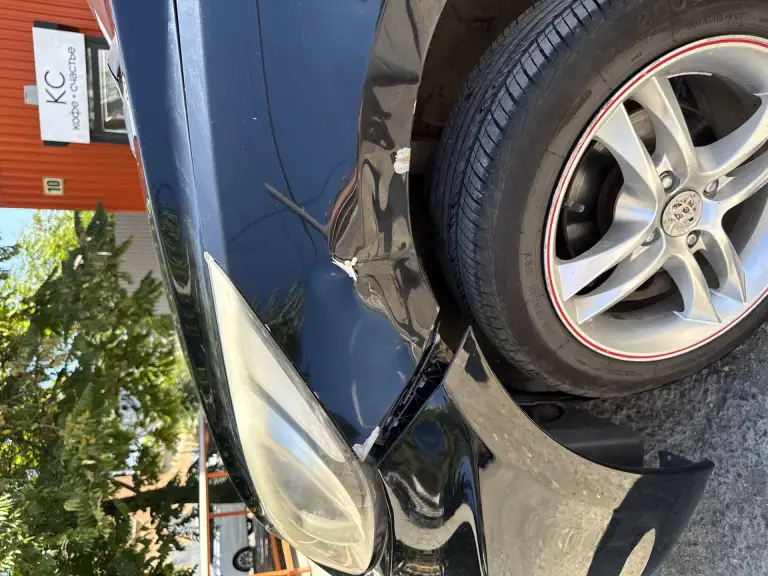 🚘 Hyundai accent rb | 2012 | 1.6 акпп
💰 Цена: 590 000 ₽, торг у автомобиля
Продаётся надёжный, экономичный и комфортный hyundai accent в хорошем техническом состоянии.
✅ Двигатель 1.6, автомат
✅ Пробег 214 691 км
✅ Все расходники и масло заменены
✅ Технического обслуживания на данный момент не требует
✅ Ухоженный салон, чехлы из экокожи
✅ Bluetooth, всё необходимое для комфортной езды
Автомобиль на ходу, используется регулярно.
В дтп не участвовал. Есть повреждение переднего крыла от упавшего дерева во время урагана в ростове. Всё честно показано на фото.
📍 Донецк, днр
💰 590 000 ₽. Разумный торг при осмотре.
+79895019452 - фотография - 7