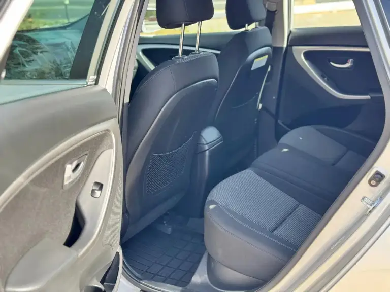 Hyndai elantra 2013г. Хечбек,1.8 бензин. 1100000 руб. Пробег 180000км. Состояние отличное. +79494056933 иван - фотография - 7