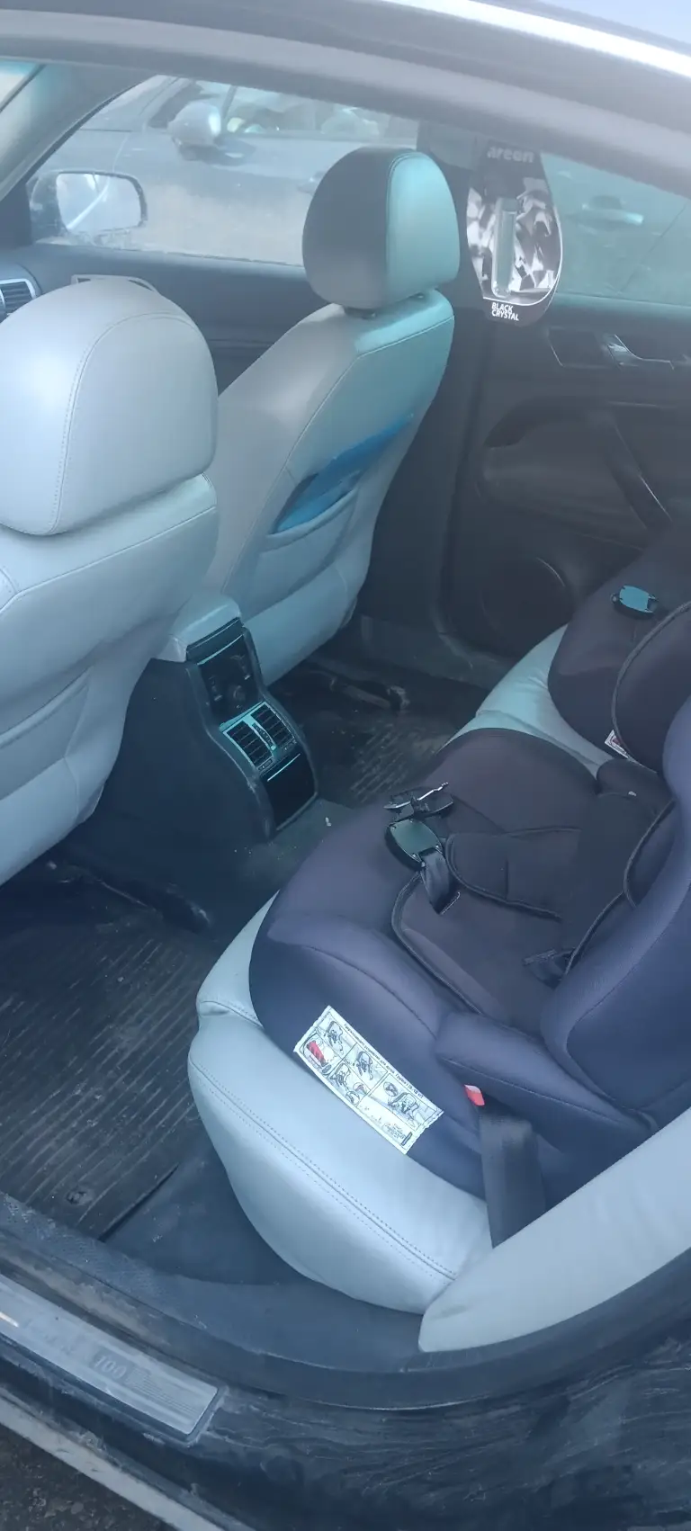 Продается автомобиль skoda superb в хорошем состояние. 2005 года выпуска, 2,5 турбодизель. Едет бодро. Цена 680 000 руб. Торг. Обращаться по номеру телефона +79494171527 виктор - фотография - 3