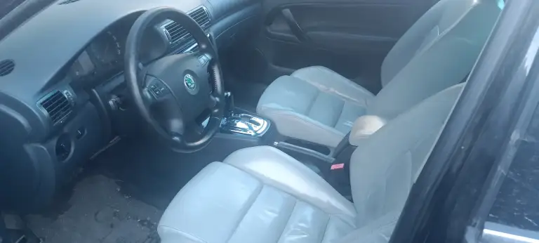 Продается автомобиль skoda superb в хорошем состояние. 2005 года выпуска, 2,5 турбодизель. Едет бодро. Цена 680 000 руб. Торг. Обращаться по номеру телефона +79494171527 виктор - фотография - 2