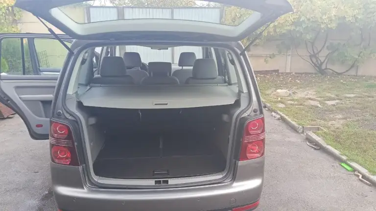 Volkswagen touran рест 7 мест 2008г 1,9 тди (105 л с) дизель, механика, передний, двс кап рем, новые - гбс, распредвал, рулевая рейка, акб, стойки и амортизаторы, тормозные диски и колодки, турбина - замена картриджа и геометрии, расход - трасса 6,2л. , город 7,5л. , режим эко, режим спорт цифры выше, авто из франции, пригнано в 2016г в днр, растаможено и поставлено на номера - фотография - 11