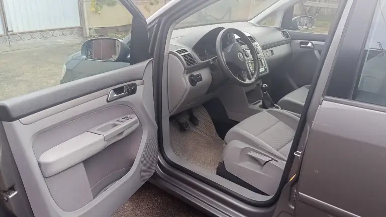 Volkswagen touran рест 7 мест 2008г 1,9 тди (105 л с) дизель, механика, передний, двс кап рем, новые - гбс, распредвал, рулевая рейка, акб, стойки и амортизаторы, тормозные диски и колодки, турбина - замена картриджа и геометрии, расход - трасса 6,2л. , город 7,5л. , режим эко, режим спорт цифры выше, авто из франции, пригнано в 2016г в днр, растаможено и поставлено на номера - фотография - 13