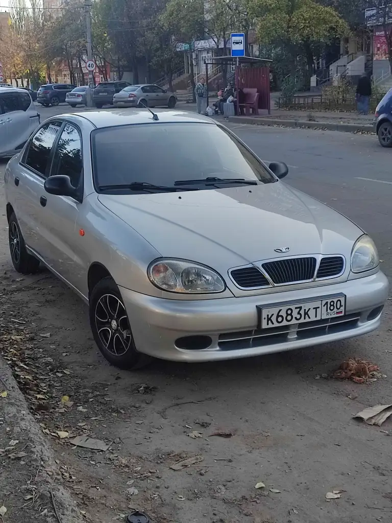Daewoo sens 2007 года. Бережное гаражное хранение
Двигатель на масле liqui moly 10w-40 super leichtlauf без молибдена. Знающие поймут. Без масложора. Газ не стоял. Разумный торг возле машины. 300.000тыс
+79494691688 - фотография - 2