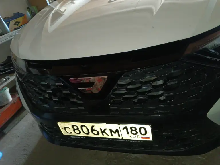 Продам volkswagen jetta vs 5- внедорожник, передний привод. . 2 поколение.2025г. Двигатель 1.4 автомат айсин. 150 л. С. Пробег 3 000 км. Автомобиль новый, приобретался в автосалоне г. Краснодар у официального дилера. Нулевое то сделано при пробеге 1500 км. 2 400 000. Торг. Обращаться г. Донецк. Тел:+79495001387 - фотография - 2