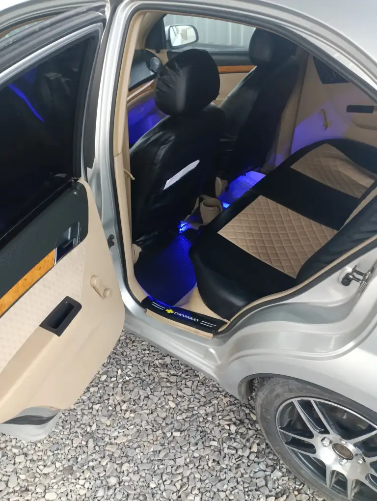 Продам шевроле авео 1.6.16 клоп, газ бензин вписан, машина в хорошем состоянии, мотор, каробка, ходовая, без вопросов масло не берёт не грамма, кузов весь целый, днище в отличном состоянии, салон ухоженный стоит, центральный замок, передние электростеклоподъемники, электро регулировка зеркал, музыка не плохая, подсветка салона, новые эво коврики, новый компрессор кондиционера, документы полный порядок я владелец по документам техосмотр пройден.480₽ +79494356455 - фотография - 7