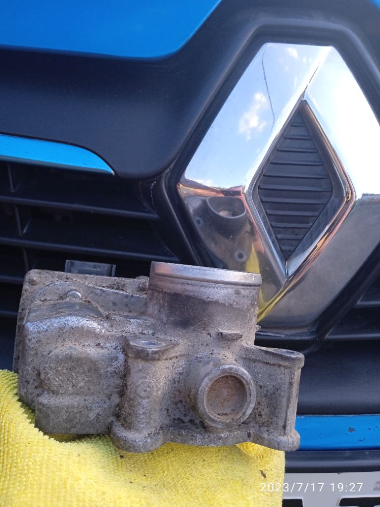 Продам пару резины-6тыс руб! дроссельную заслонку рено логан-2! тел+7-949-301-59-13 - фотография - 4